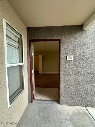 Photo #1: 2640671 Listing 