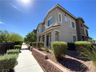 Photo #1: 2640697 Listing 