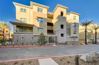 Photo #2: 2640711 Listing