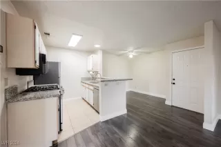 Photo #6: 2640737 Listing 