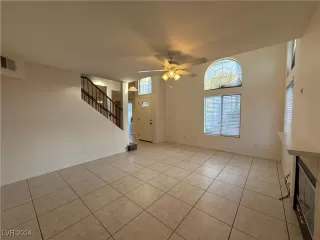 Photo #6: 2640751 Listing 