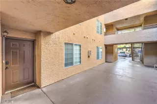 Photo #2: 2640763 Listing 