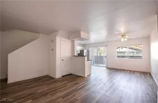 Photo #1: 2640779 Listing