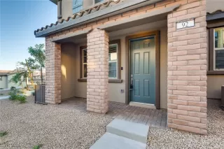 Photo #1: 2640788 Listing 