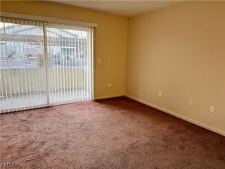 Photo #5: 2640794 Listing 