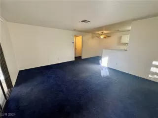 Photo #5: 2640860 Listing 