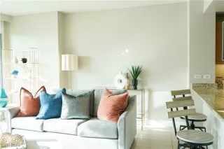 Photo #4: 2640873 Listing 