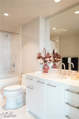 Photo #5: 2640873 Listing 