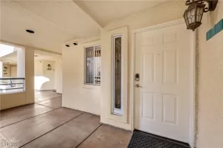 Photo #1: 2640877 Listing