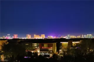 Photo #2: 2640911 Listing 