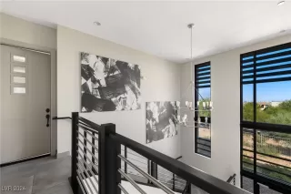 Photo #4: 2640911 Listing 