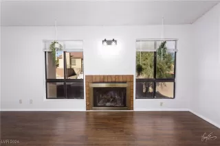 Photo #5: 2640935 Listing