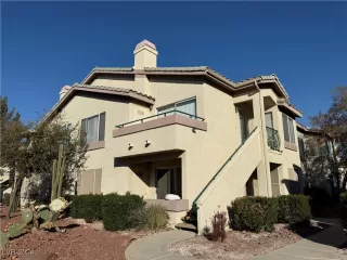 Photo #3: 2640949 Listing 