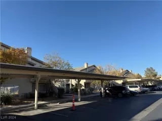 Photo #5: 2640949 Listing 