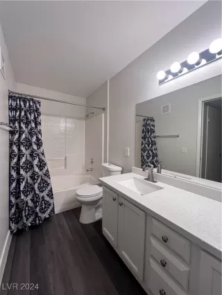 Photo #5: 2640986 Listing 