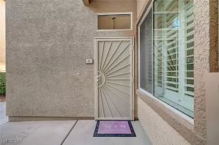 Photo #1: 2641001 Listing 