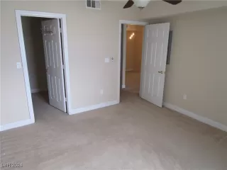 Photo #5: 2641037 Listing 