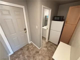 Photo #2: 2641044 Listing 