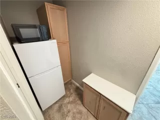 Photo #3: 2641044 Listing 