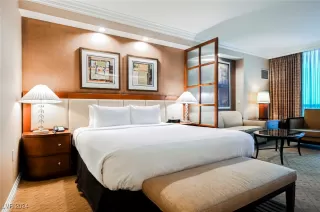 Photo #5: 2641060 Listing