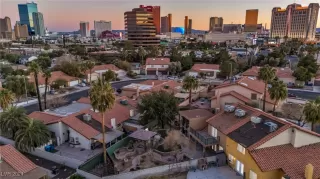 Photo #5: 2641061 Listing