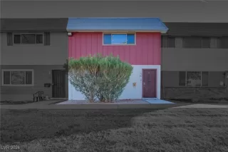 Photo #2: 2641075 Listing