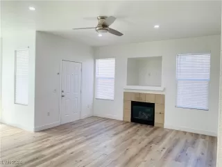 Photo #3: 2641097 Listing 