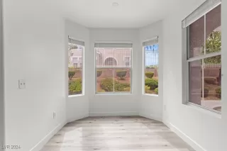 Photo #5: 2641097 Listing 