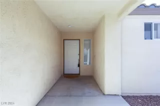 Photo #1: 2641161 Listing 