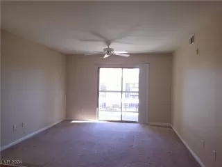 Photo #2: 2641166 Listing 