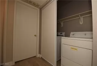 Photo #6: 2641172 Listing 