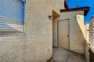 Photo #5: 2641198 Listing