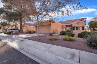 Photo #1: 2641205 Listing