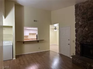 Photo #5: 2641229 Listing 