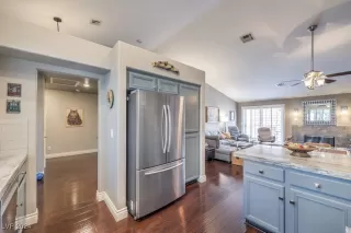 Photo #4: 2641235 Listing