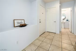 Photo #3: 2641238 Listing