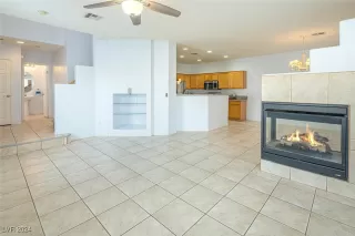 Photo #5: 2641238 Listing