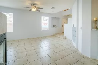 Photo #6: 2641238 Listing