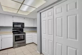 Photo #4: 2641251 Listing