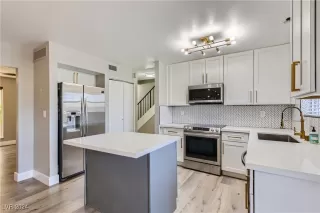 Photo #5: 2641278 Listing 