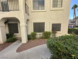 Photo #2: 2641284 Listing 