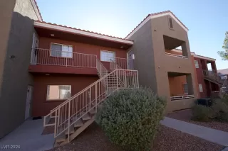 Photo #1: 2641289 Listing