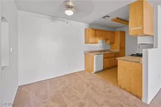 Photo #4: 2641289 Listing