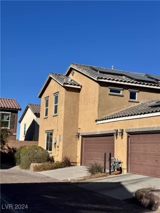 Photo #1: 2641295 Listing 