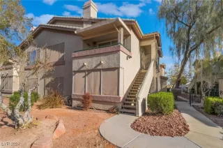 Photo #1: 2641303 Listing 