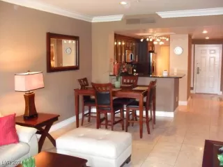 Photo #6: 2641353 Listing 