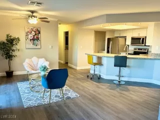 Photo #3: 2641362 Listing 