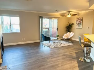 Photo #4: 2641362 Listing 