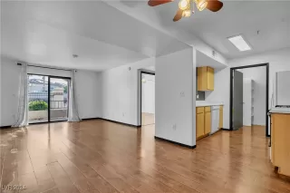 Photo #3: 2641425 Listing