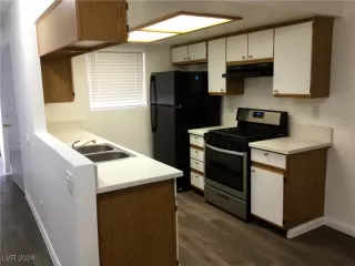 Photo #1: 2641454 Listing 